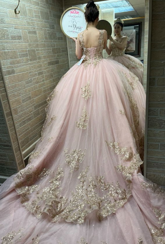 Say Yes To The Dress