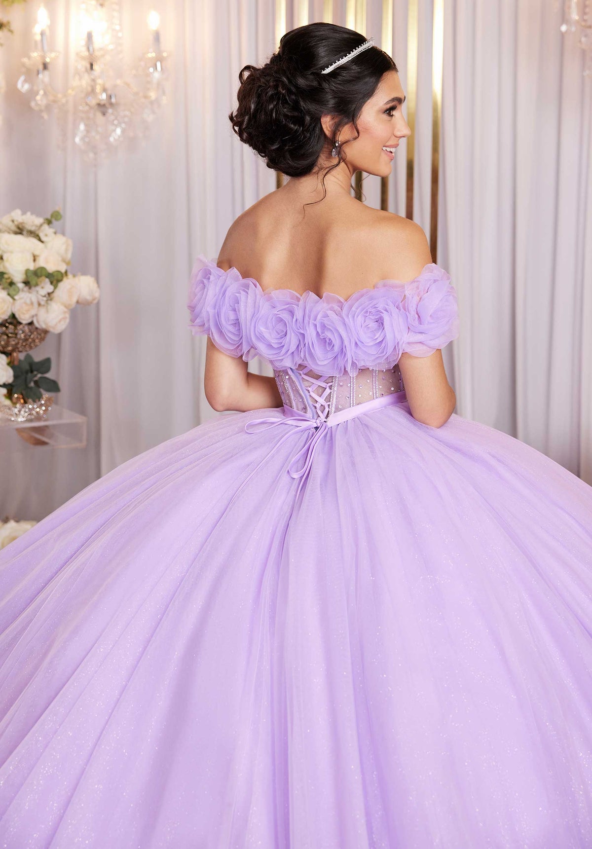Vestido de quinceañera floral tridimensional con corsé transparente