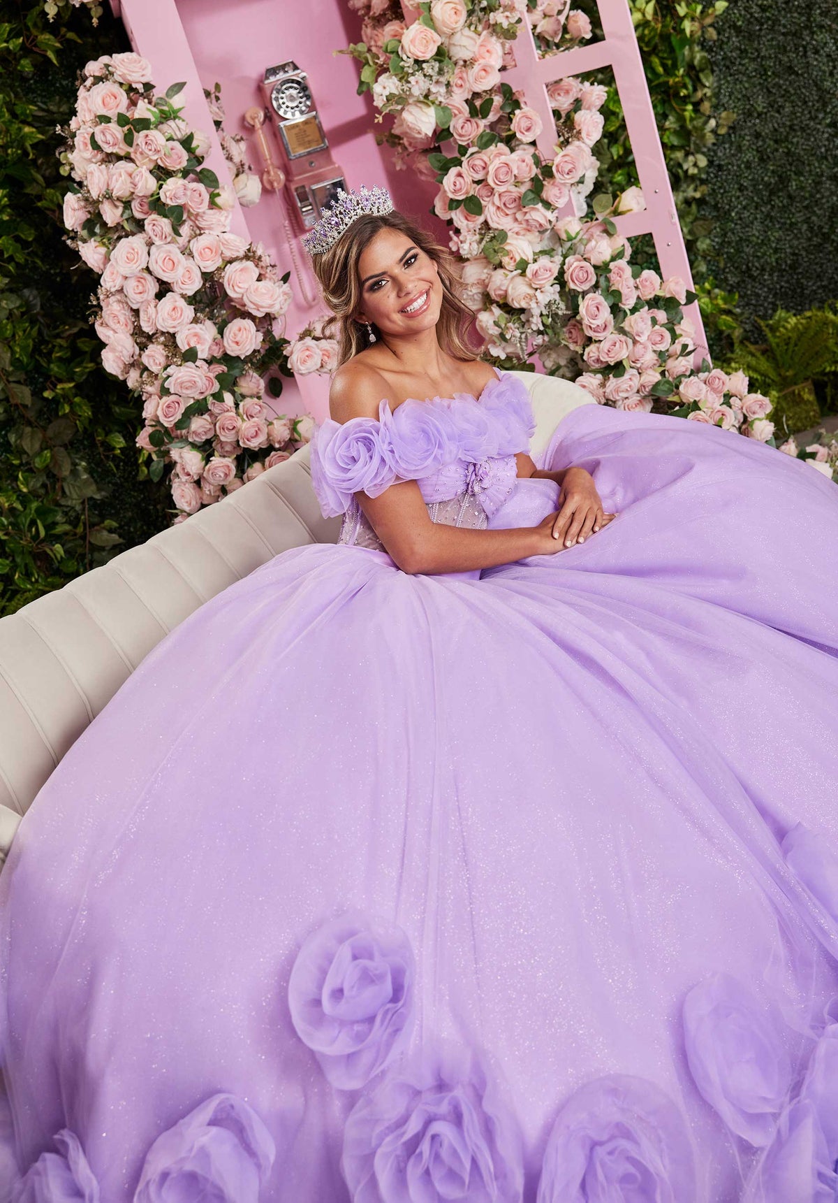 Vestido de quinceañera floral tridimensional con corsé transparente