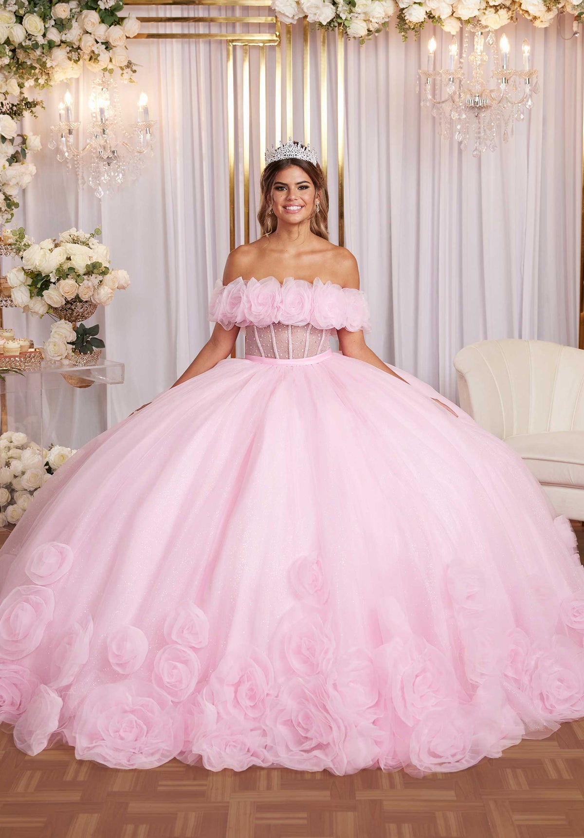 Vestido de quinceañera floral tridimensional con corsé transparente
