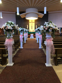 Lupita's Bridal House - Church Decor Rental / Renta de Decoración Para Iglesias